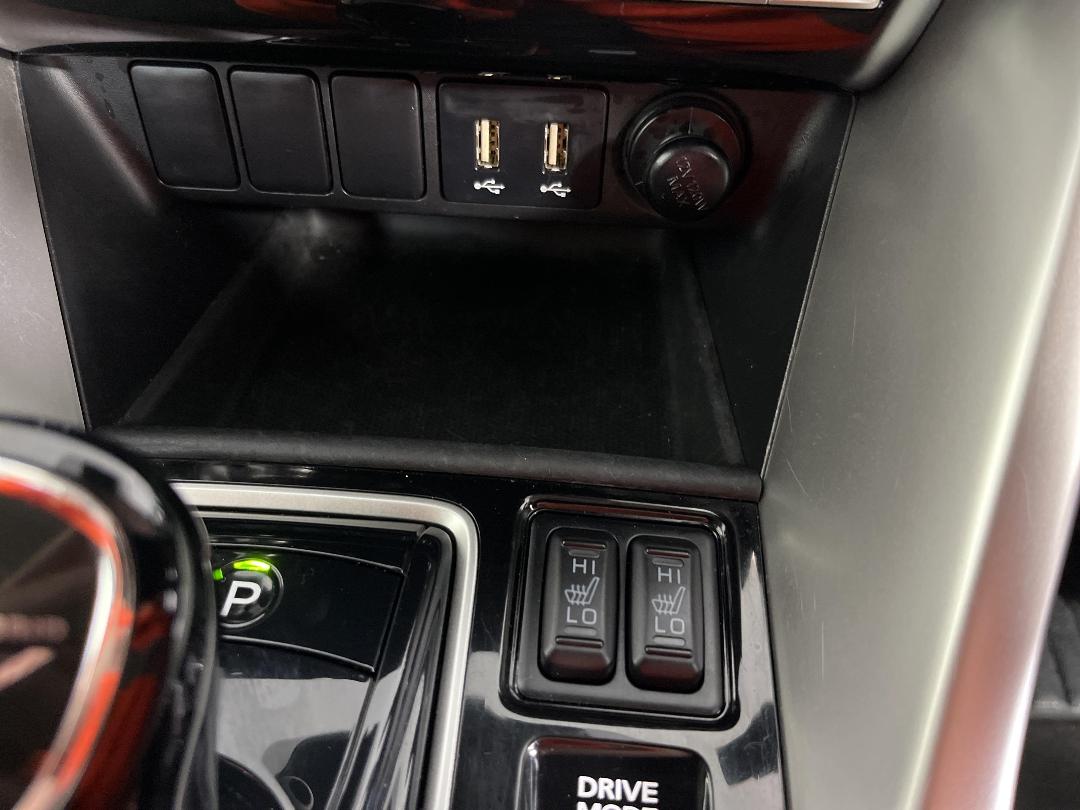 Photo '28' of Mitsubishi Eclipse Cross