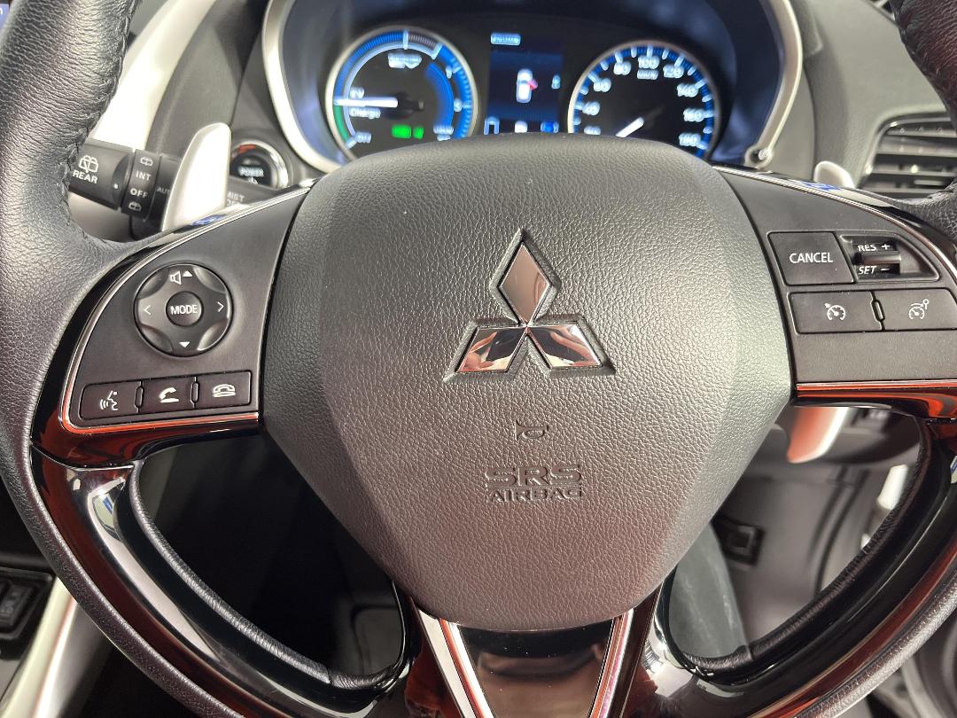 Photo '27' of Mitsubishi Eclipse Cross