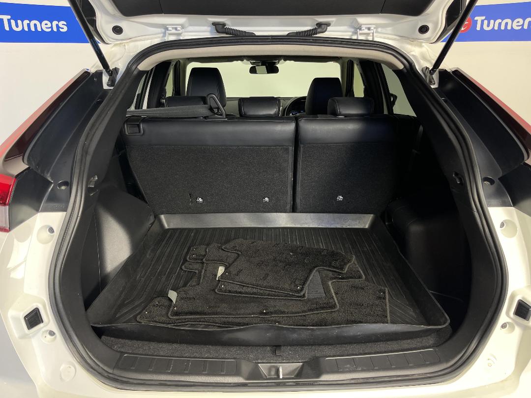 Photo '14' of Mitsubishi Eclipse Cross