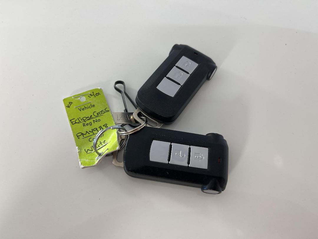 Photo '22' of Mitsubishi Eclipse Cross