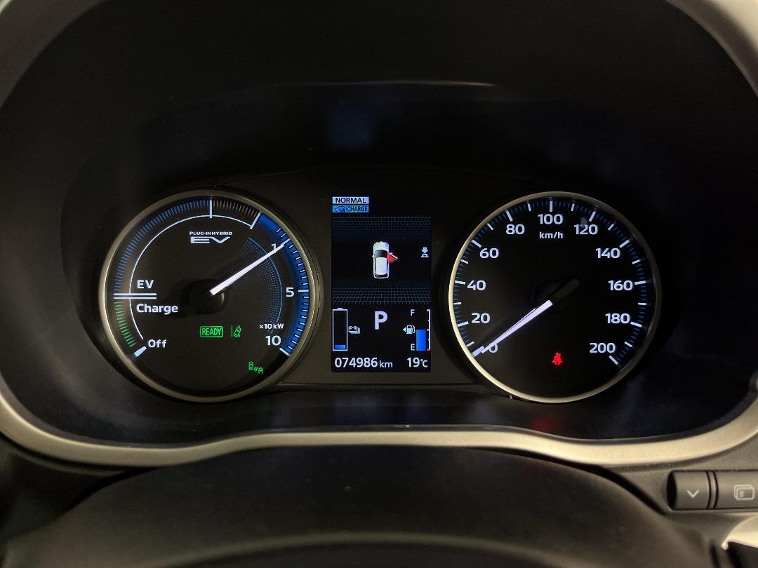 Photo '21' of Mitsubishi Eclipse Cross