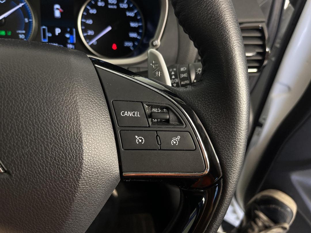 Photo '23' of Mitsubishi Eclipse Cross