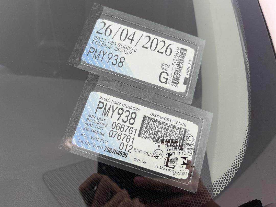 Photo '32' of Mitsubishi Eclipse Cross