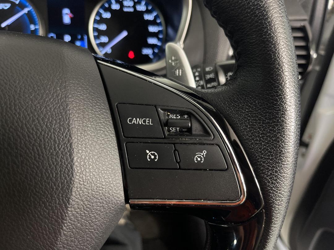 Photo '23' of Mitsubishi Eclipse Cross