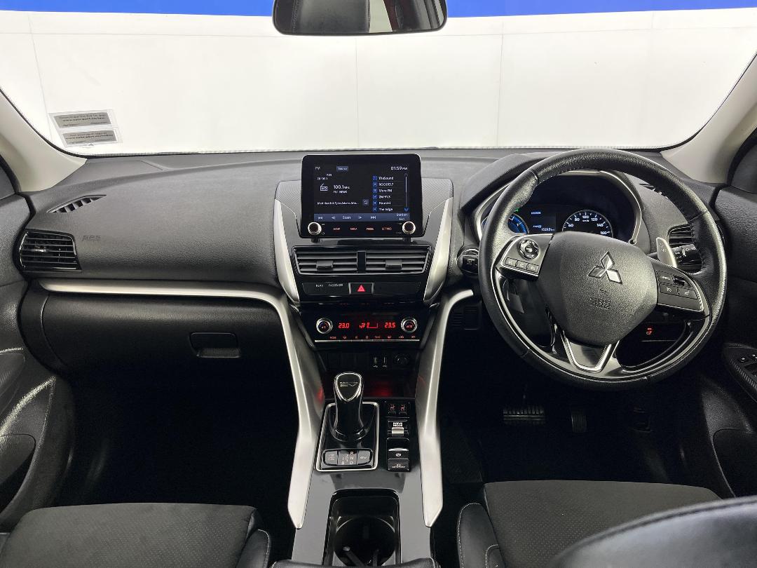 Photo '18' of Mitsubishi Eclipse Cross