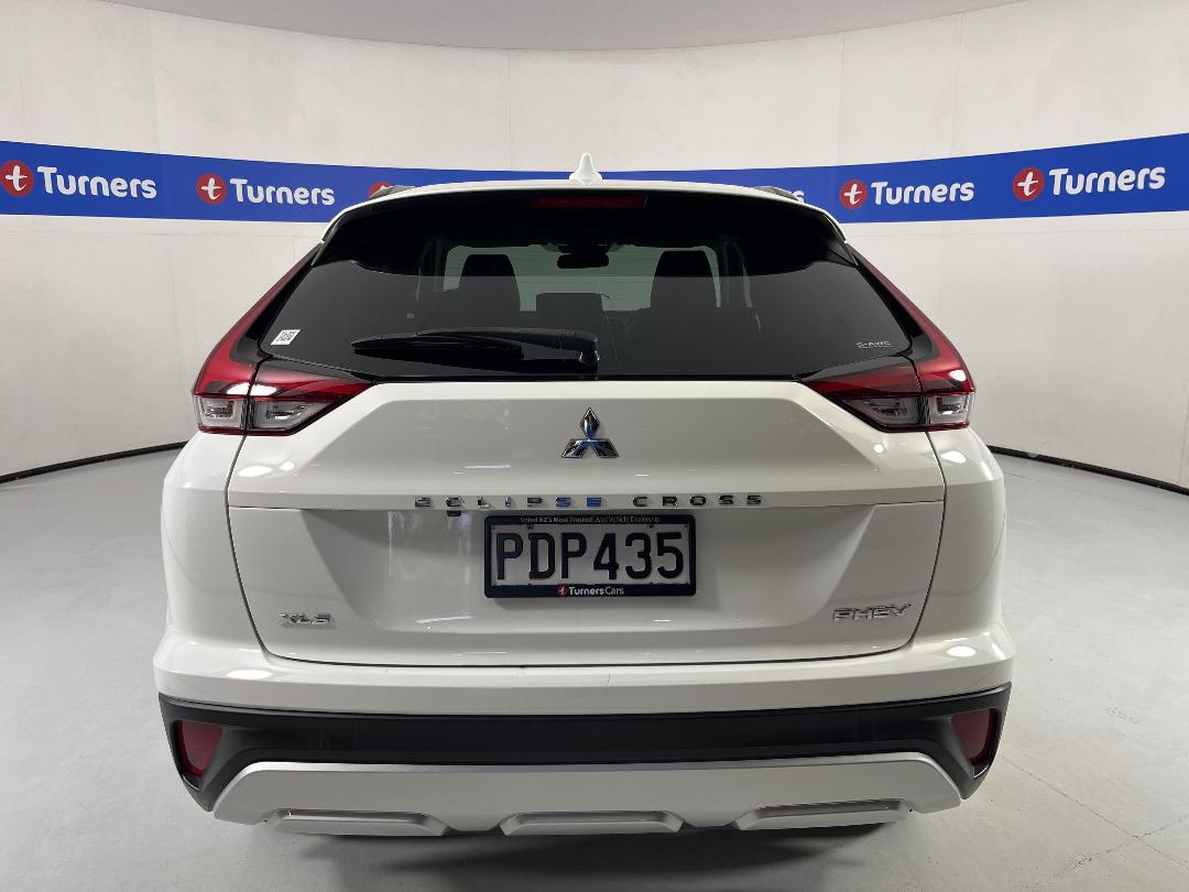 Photo '6' of Mitsubishi Eclipse Cross