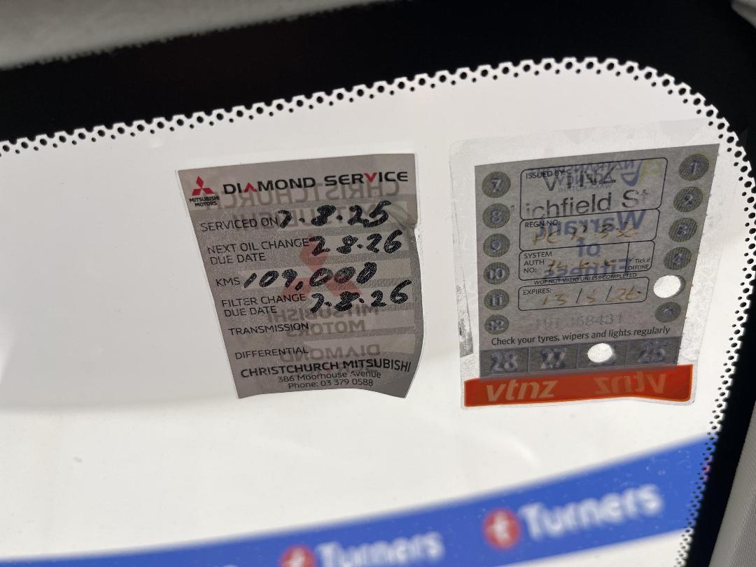 Photo '24' of Mitsubishi Eclipse Cross