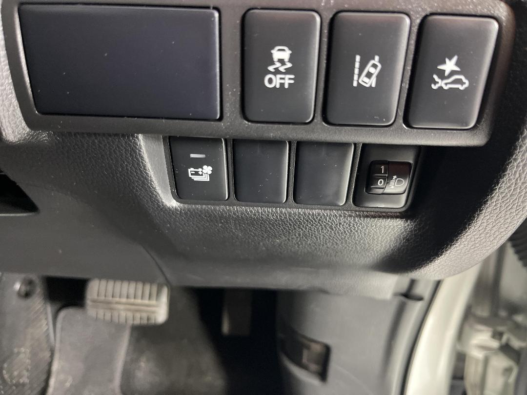 Photo '27' of Mitsubishi Eclipse Cross