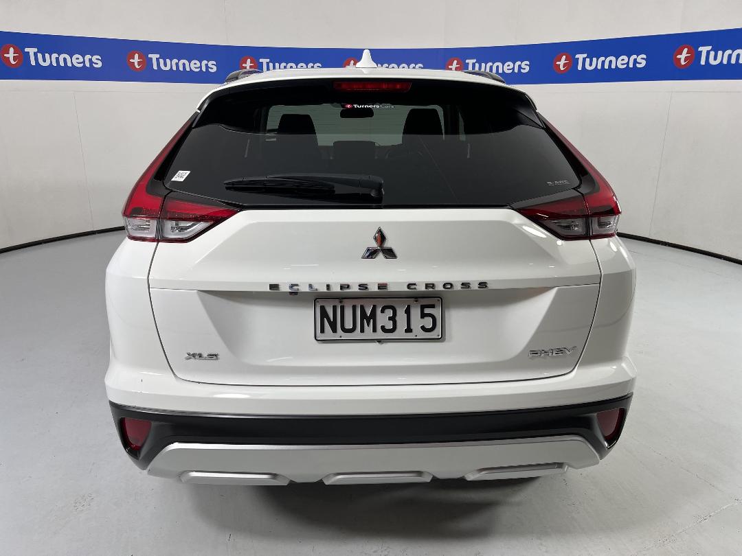 Photo '6' of Mitsubishi Eclipse Cross