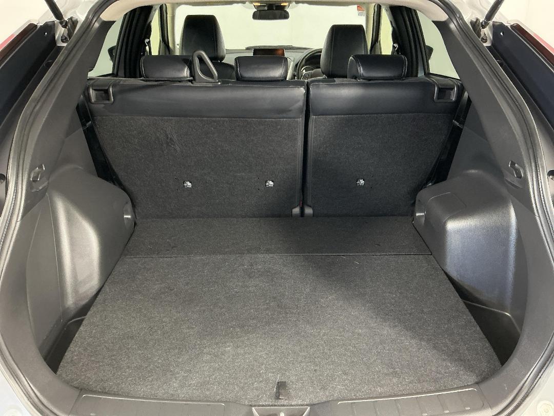 Photo '14' of Mitsubishi Eclipse Cross