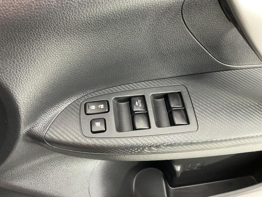 Photo '27' of Mitsubishi Eclipse Cross