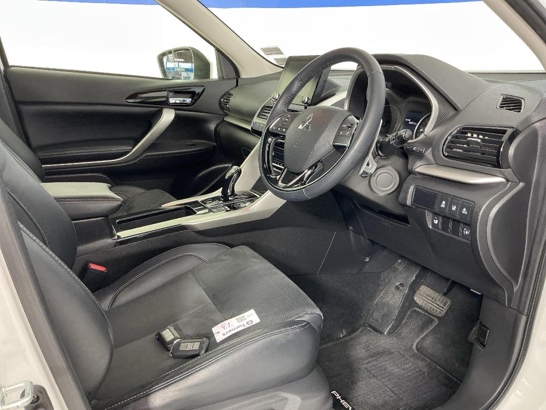 Photo '16' of Mitsubishi Eclipse Cross Photo '16' of Mitsubishi Eclipse Cross