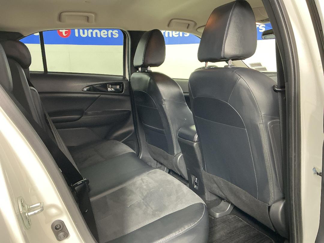 Photo '20' of Mitsubishi Eclipse Cross Photo '20' of Mitsubishi Eclipse Cross