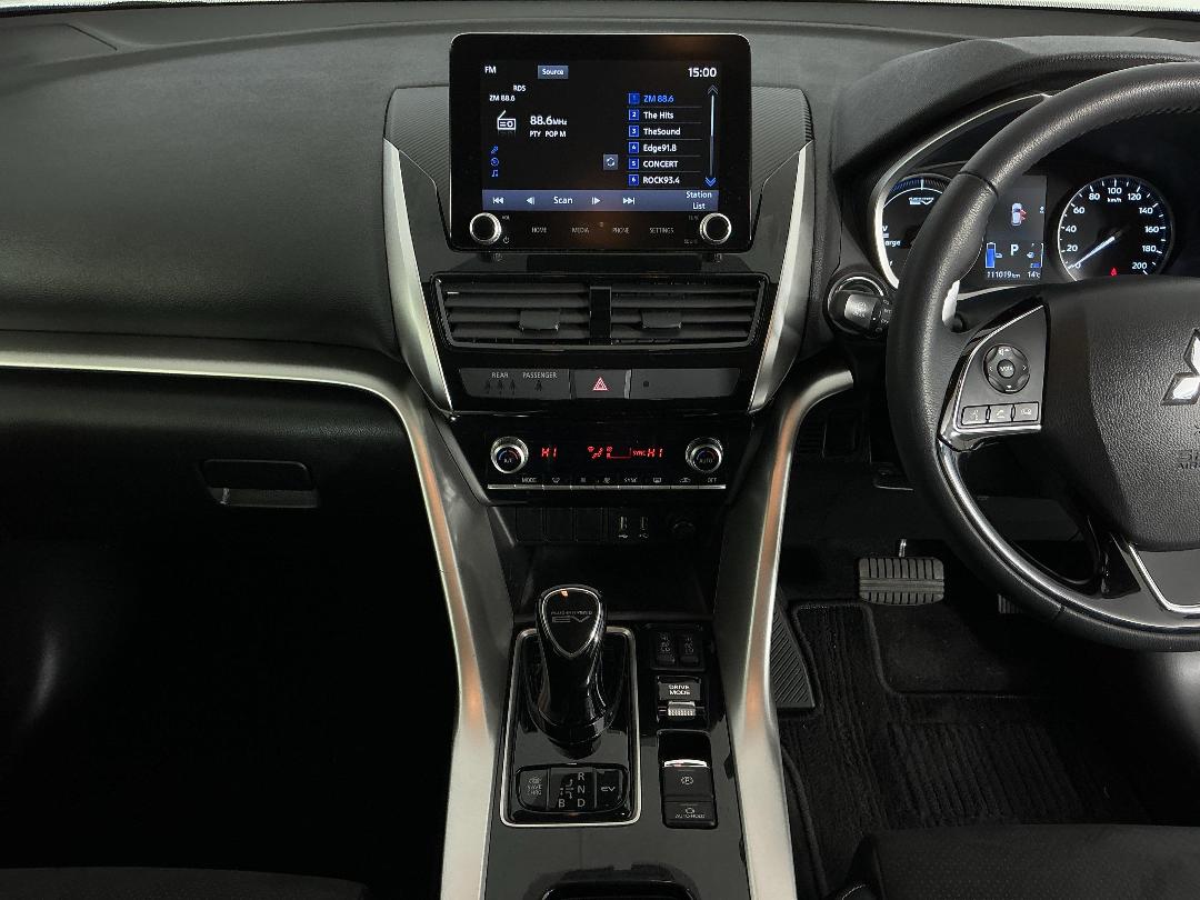 Photo '18' of Mitsubishi Eclipse Cross Photo '18' of Mitsubishi Eclipse Cross