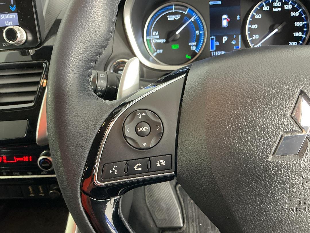 Photo '24' of Mitsubishi Eclipse Cross Photo '24' of Mitsubishi Eclipse Cross