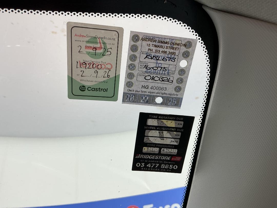 Photo '28' of Mitsubishi Eclipse Cross Photo '28' of Mitsubishi Eclipse Cross