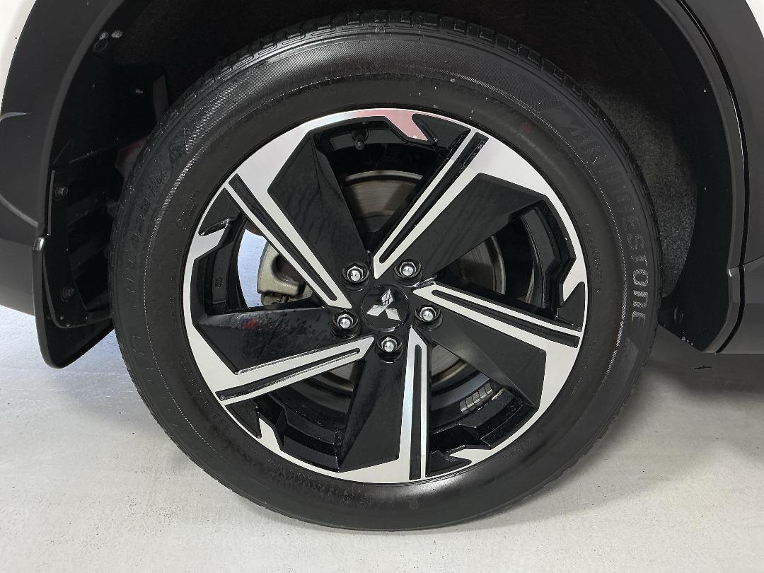 Photo '12' of Mitsubishi Eclipse Cross Photo '12' of Mitsubishi Eclipse Cross