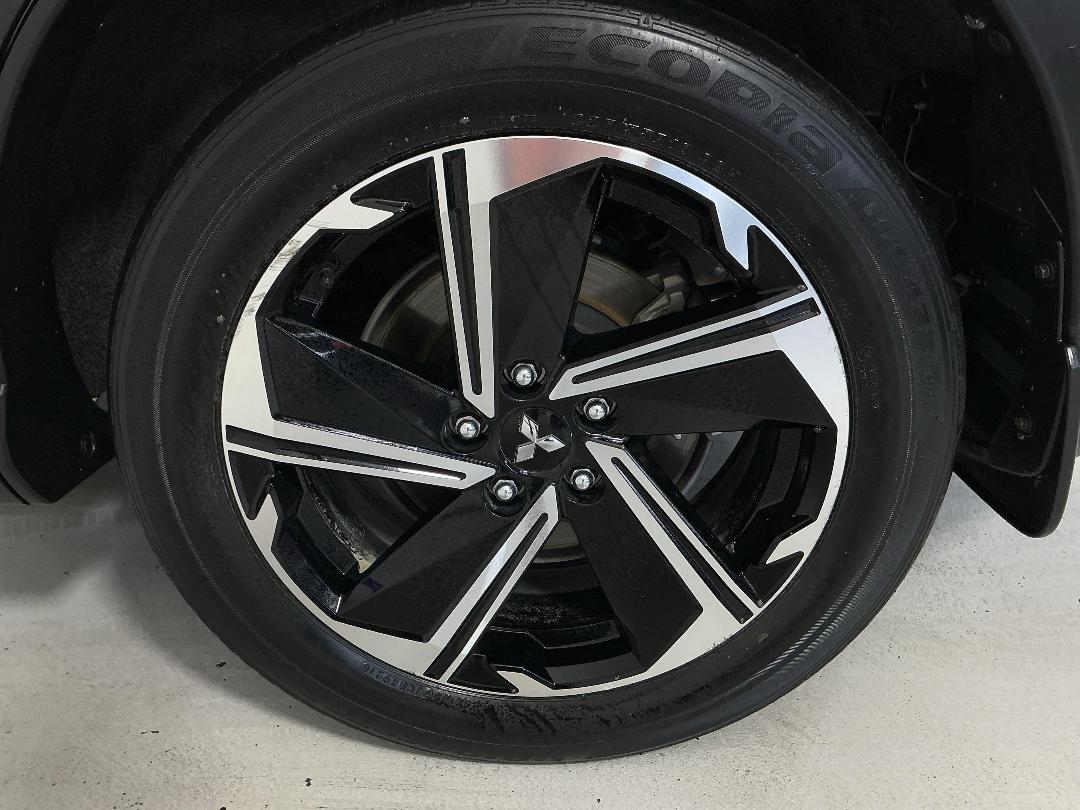 Photo '11' of Mitsubishi Eclipse Cross Photo '11' of Mitsubishi Eclipse Cross