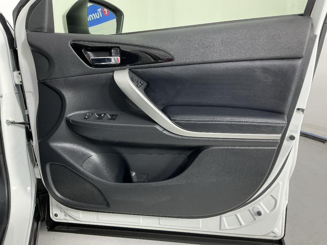 Photo '15' of Mitsubishi Eclipse Cross Photo '15' of Mitsubishi Eclipse Cross