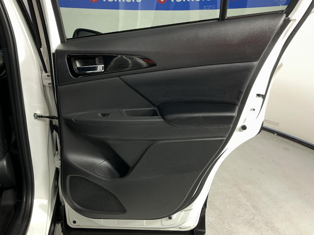 Photo '19' of Mitsubishi Eclipse Cross Photo '19' of Mitsubishi Eclipse Cross