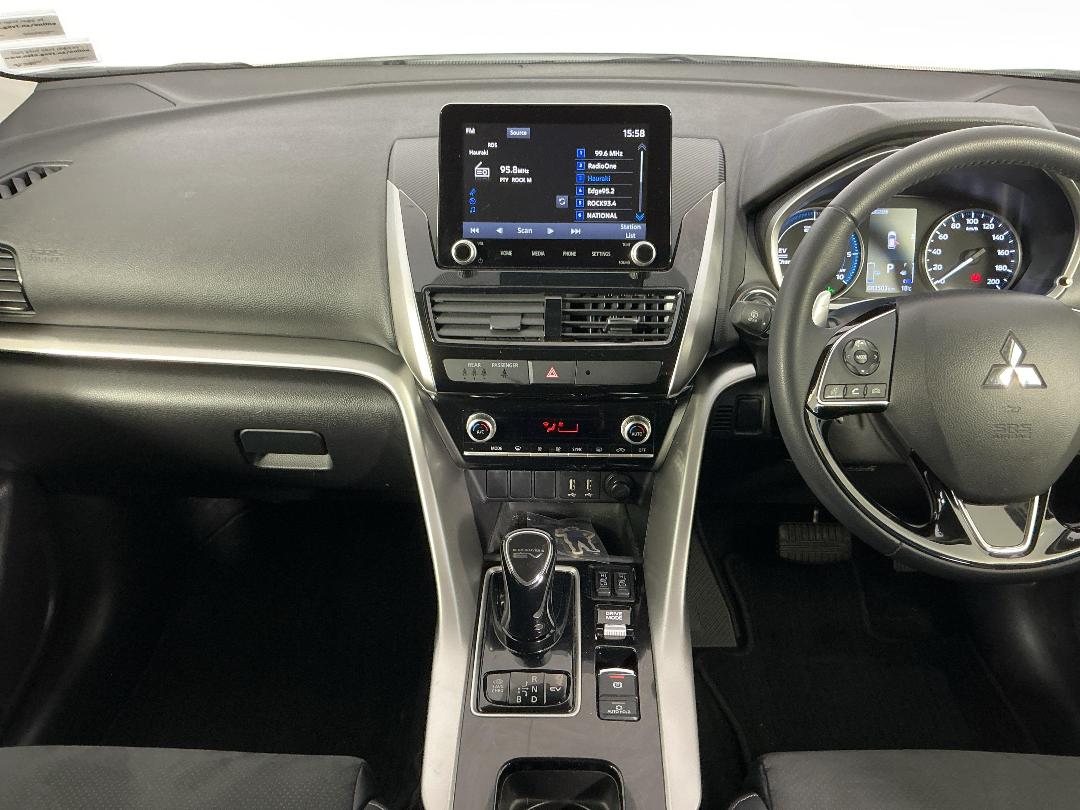 Photo '18' of Mitsubishi Eclipse Cross Photo '18' of Mitsubishi Eclipse Cross