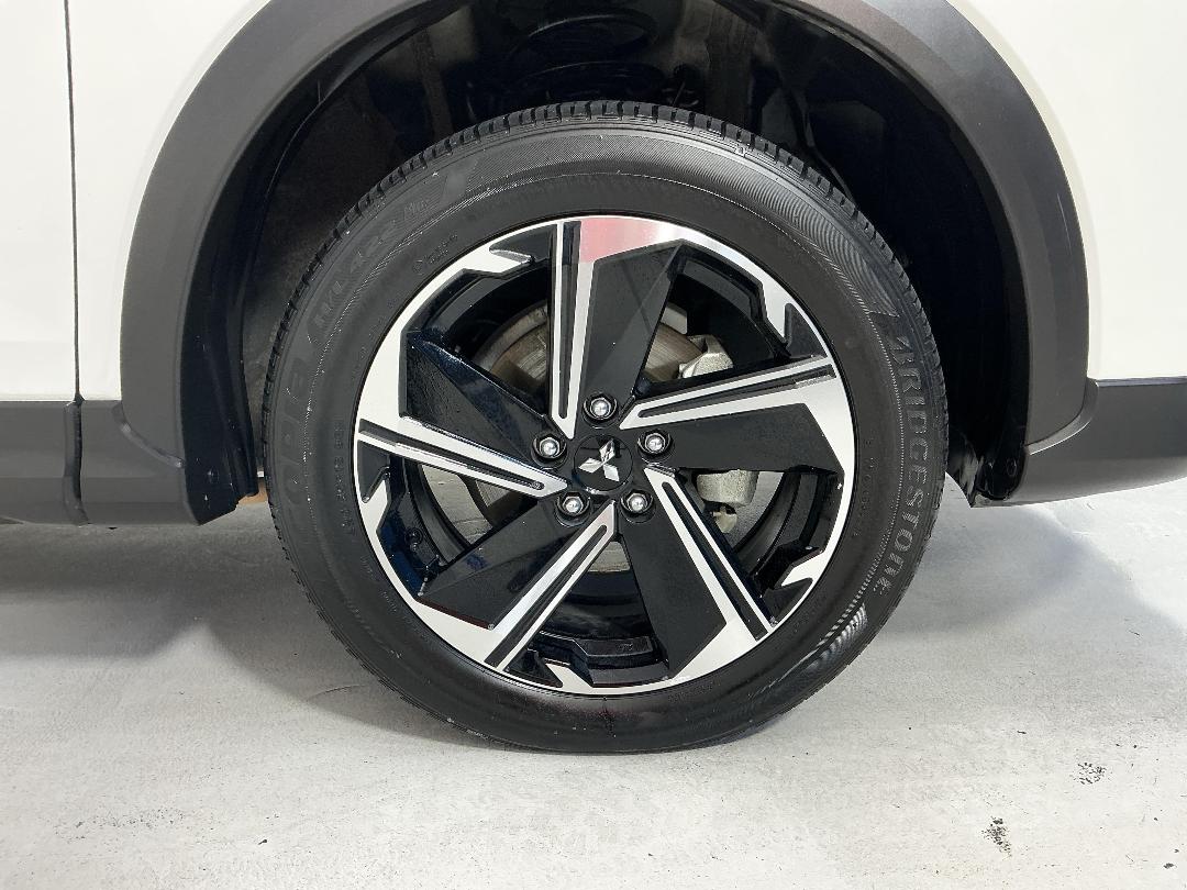 Photo '9' of Mitsubishi Eclipse Cross Photo '9' of Mitsubishi Eclipse Cross