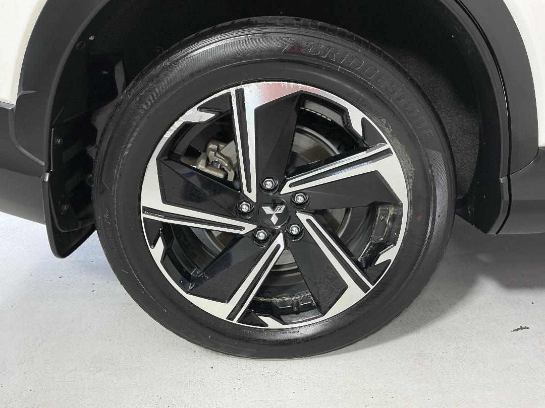 Photo '12' of Mitsubishi Eclipse Cross Photo '12' of Mitsubishi Eclipse Cross