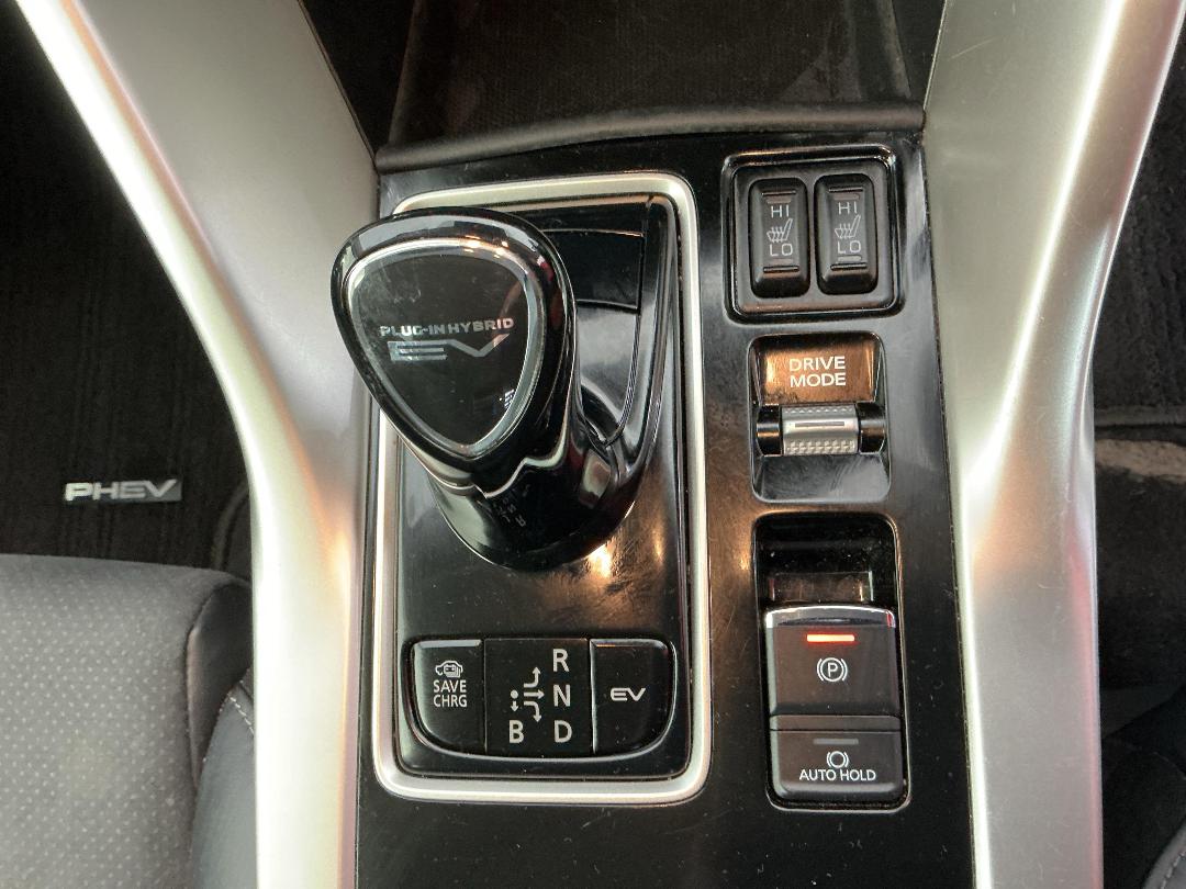 Photo '27' of Mitsubishi Eclipse Cross Photo '27' of Mitsubishi Eclipse Cross