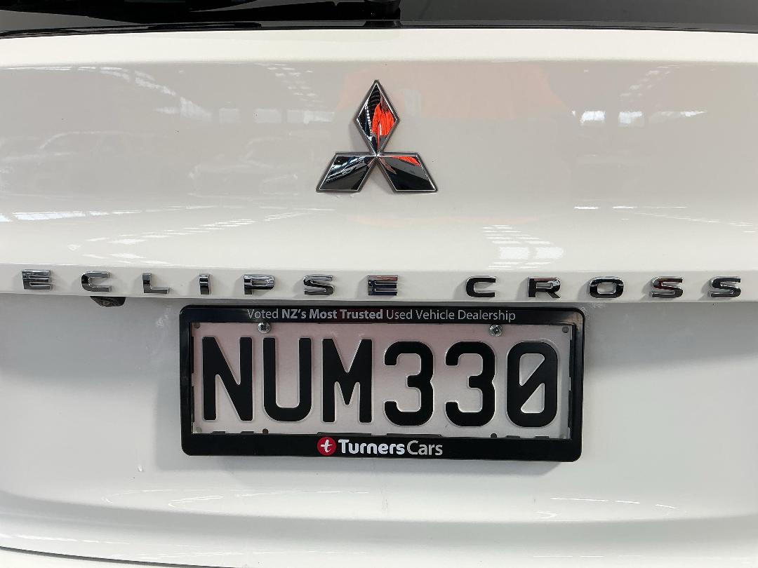 Photo '30' of Mitsubishi Eclipse Cross Photo '30' of Mitsubishi Eclipse Cross