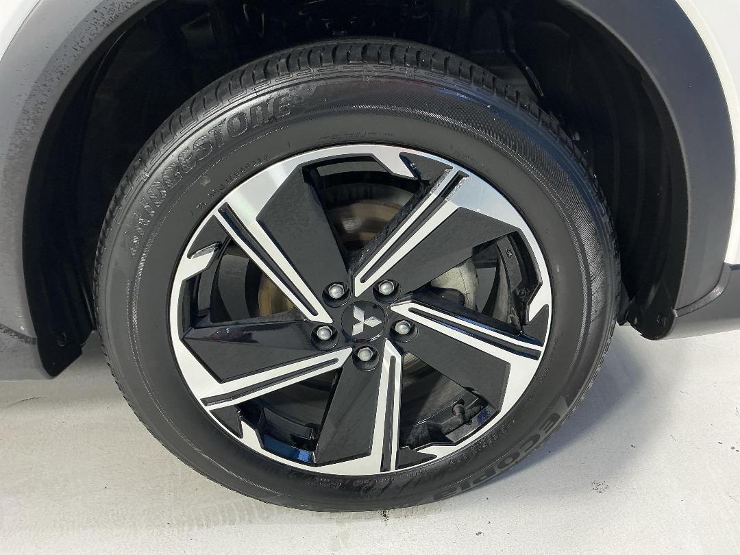 Photo '9' of Mitsubishi Eclipse Cross Photo '9' of Mitsubishi Eclipse Cross