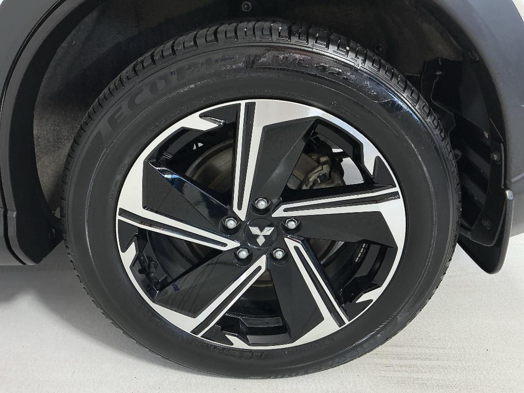 Photo '11' of Mitsubishi Eclipse Cross Photo '11' of Mitsubishi Eclipse Cross