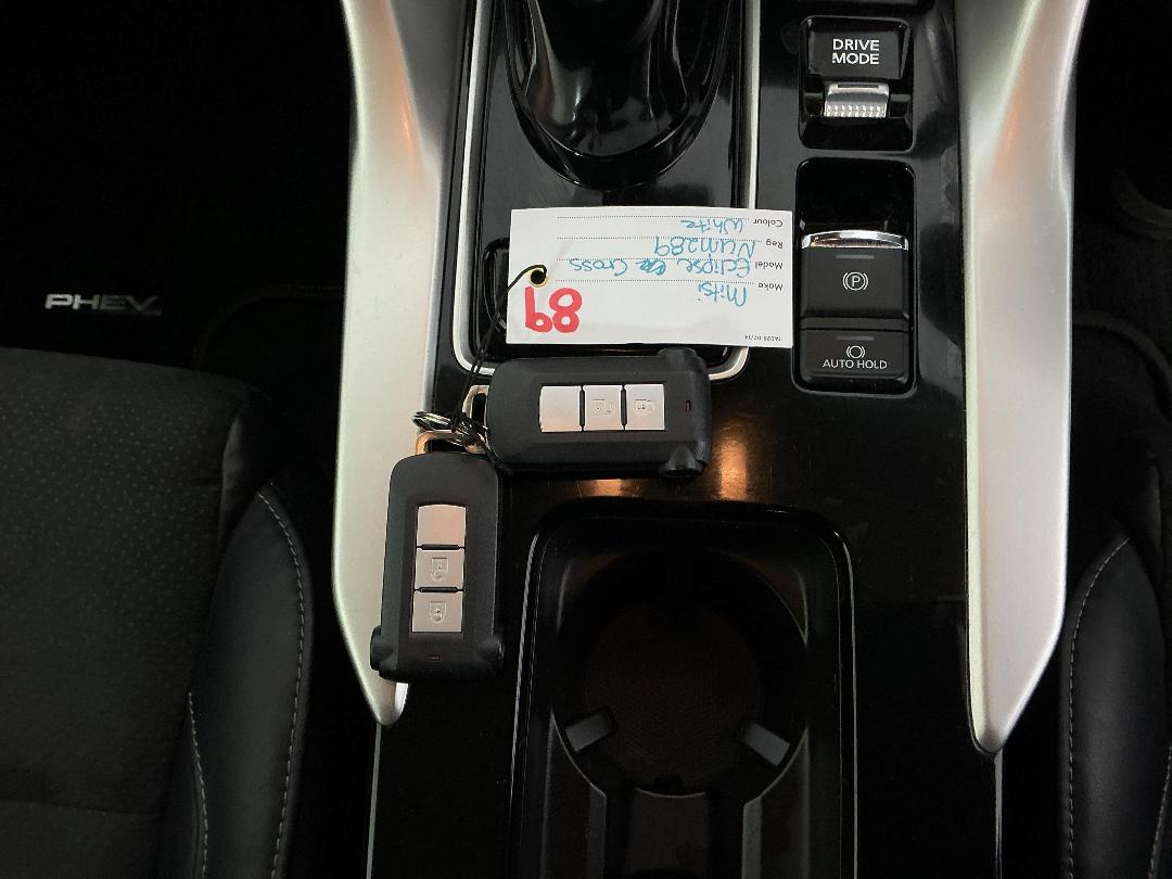 Photo '22' of Mitsubishi Eclipse Cross Photo '22' of Mitsubishi Eclipse Cross