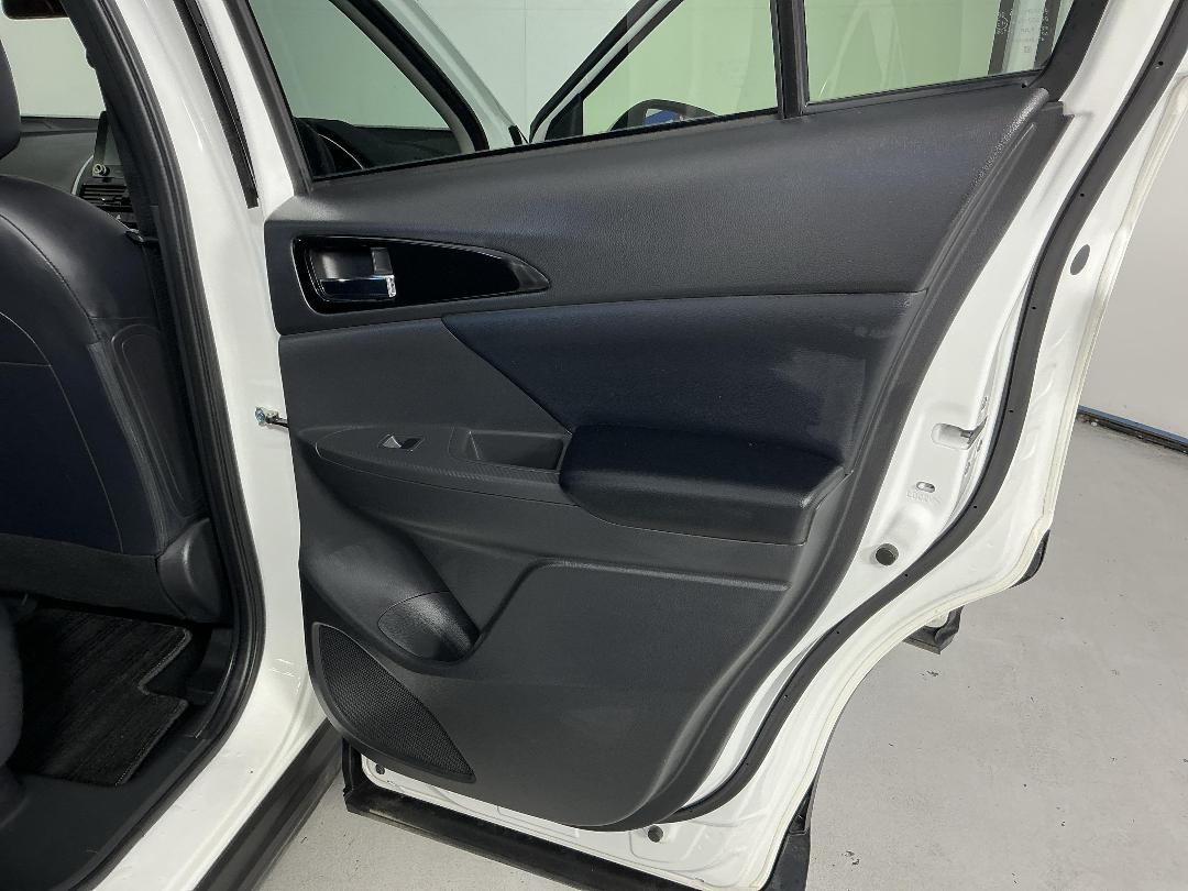 Photo '19' of Mitsubishi Eclipse Cross Photo '19' of Mitsubishi Eclipse Cross