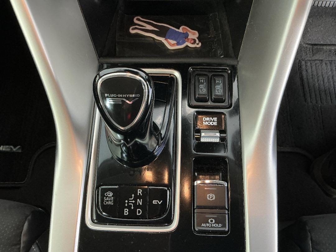 Photo '23' of Mitsubishi Eclipse Cross Photo '23' of Mitsubishi Eclipse Cross