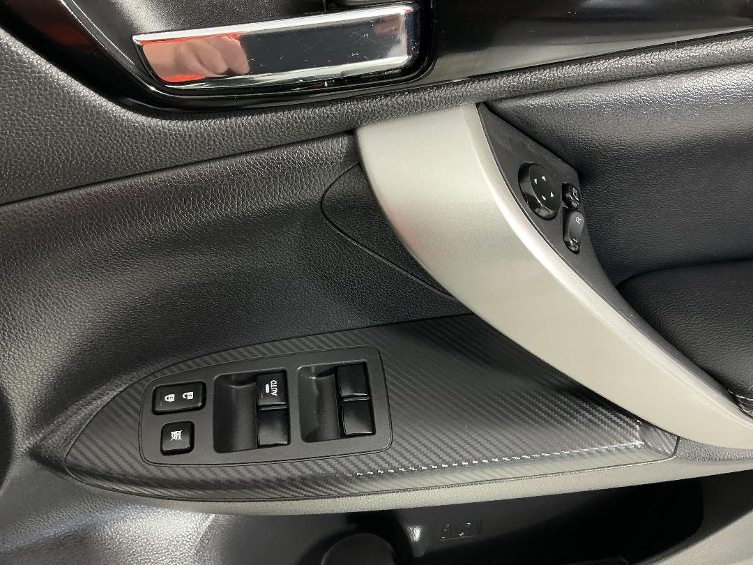 Photo '27' of Mitsubishi Eclipse Cross Photo '27' of Mitsubishi Eclipse Cross