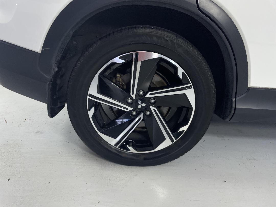 Photo '12' of Mitsubishi Eclipse Cross