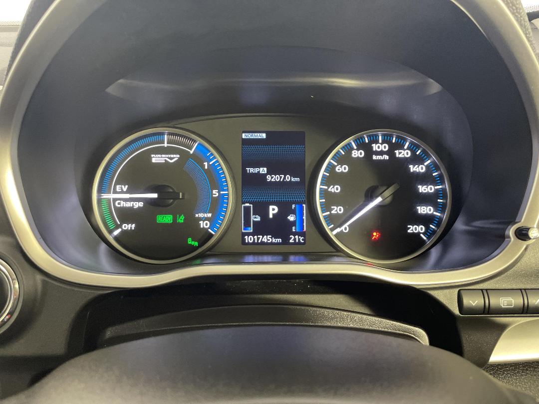 Photo '21' of Mitsubishi Eclipse Cross