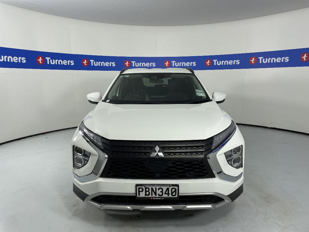 Photo '2' of Mitsubishi Eclipse Cross Photo '2' of Mitsubishi Eclipse Cross