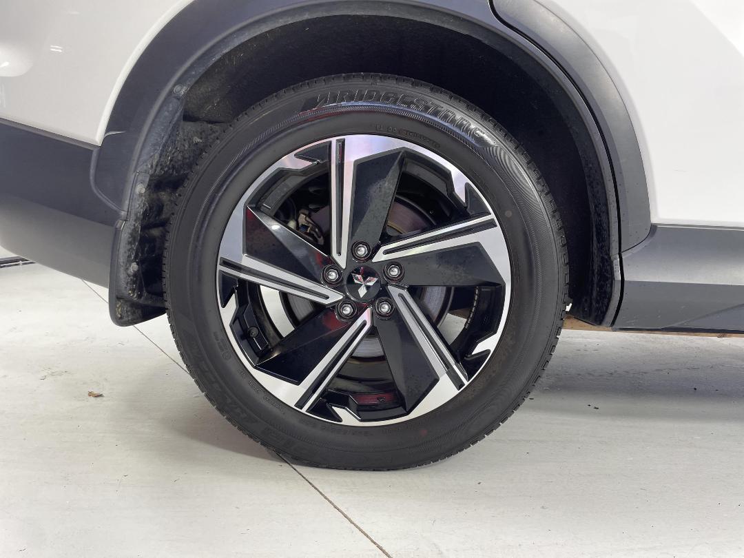 Photo '12' of Mitsubishi Eclipse Cross Photo '12' of Mitsubishi Eclipse Cross