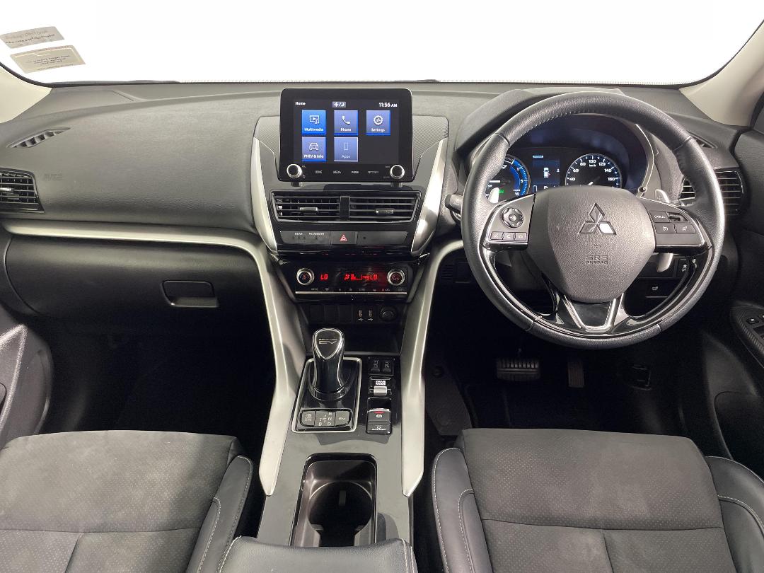 Photo '18' of Mitsubishi Eclipse Cross Photo '18' of Mitsubishi Eclipse Cross