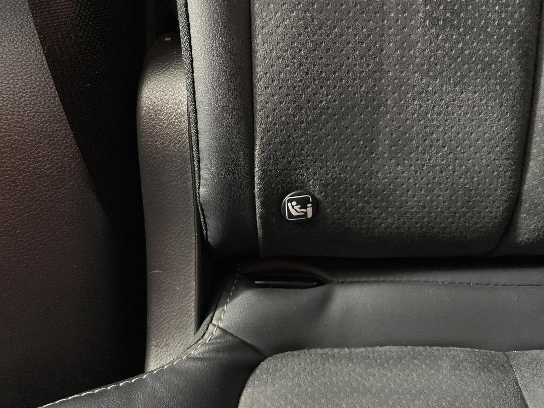 Photo '23' of Mitsubishi Eclipse Cross Photo '23' of Mitsubishi Eclipse Cross