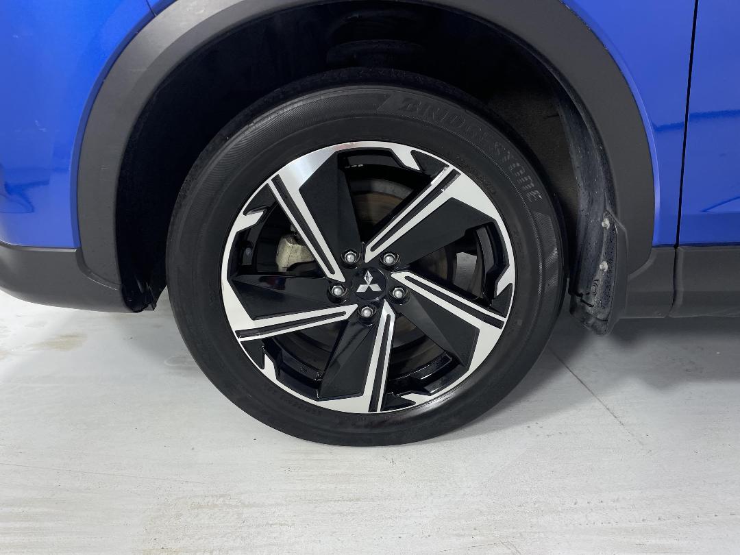 Photo '10' of Mitsubishi Eclipse Cross