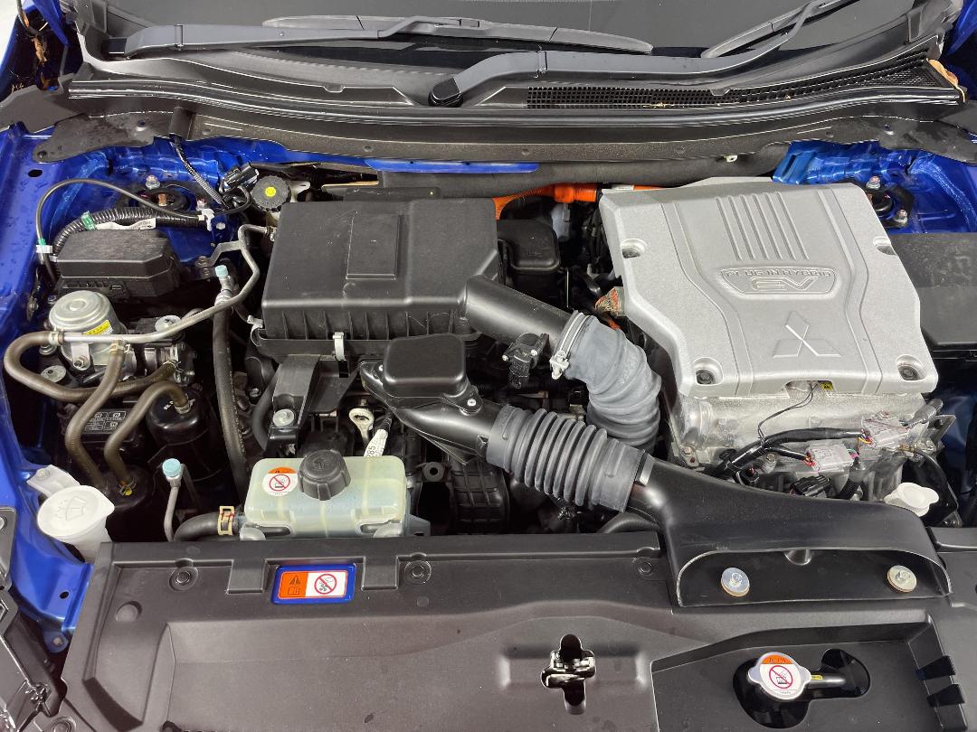 Photo '13' of Mitsubishi Eclipse Cross