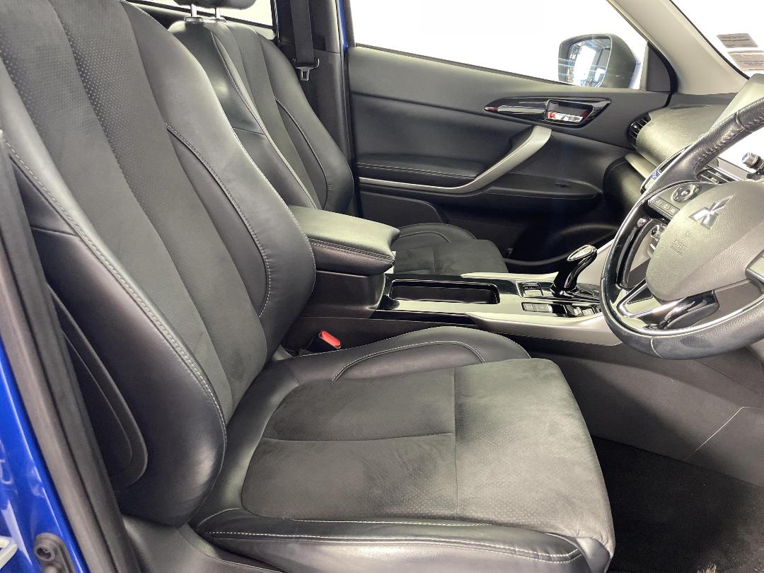 Photo '16' of Mitsubishi Eclipse Cross