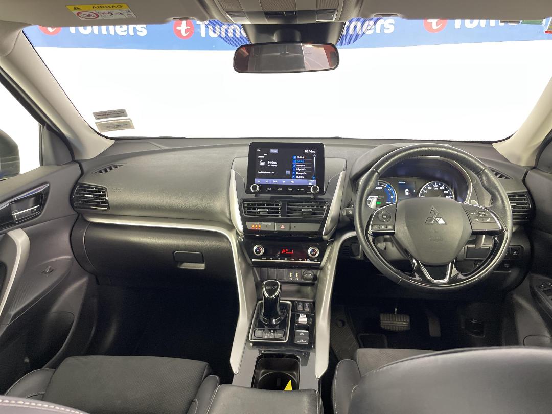 Photo '17' of Mitsubishi Eclipse Cross