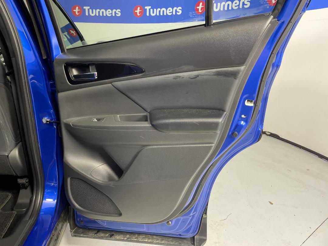 Photo '19' of Mitsubishi Eclipse Cross