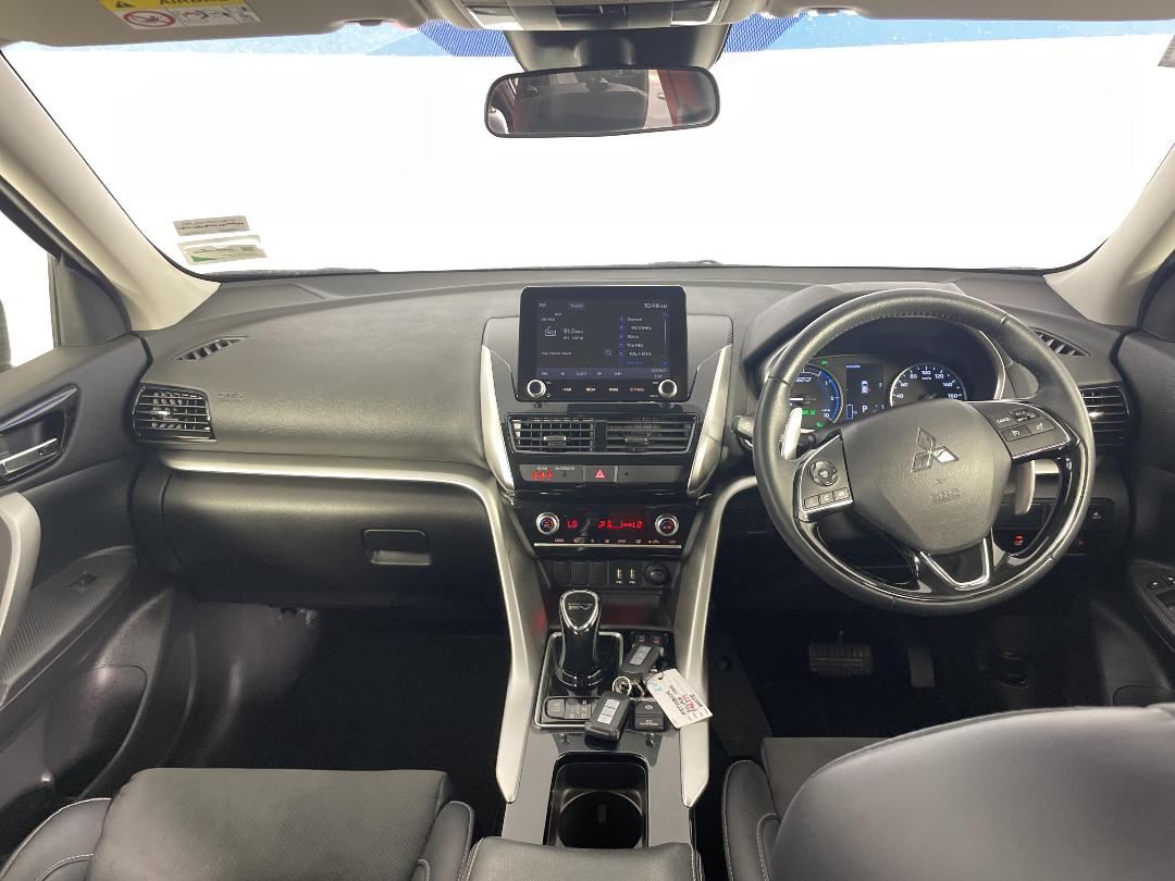 Photo '17' of Mitsubishi Eclipse Cross