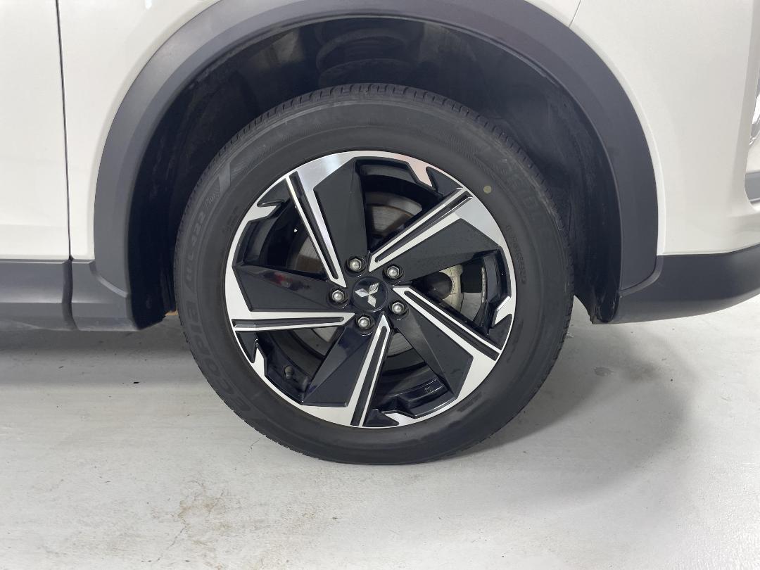 Photo '9' of Mitsubishi Eclipse Cross