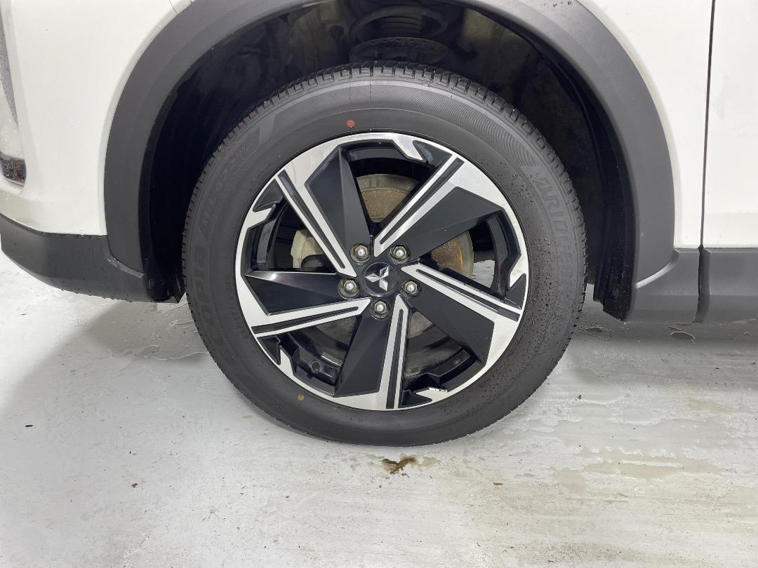 Photo '10' of Mitsubishi Eclipse Cross