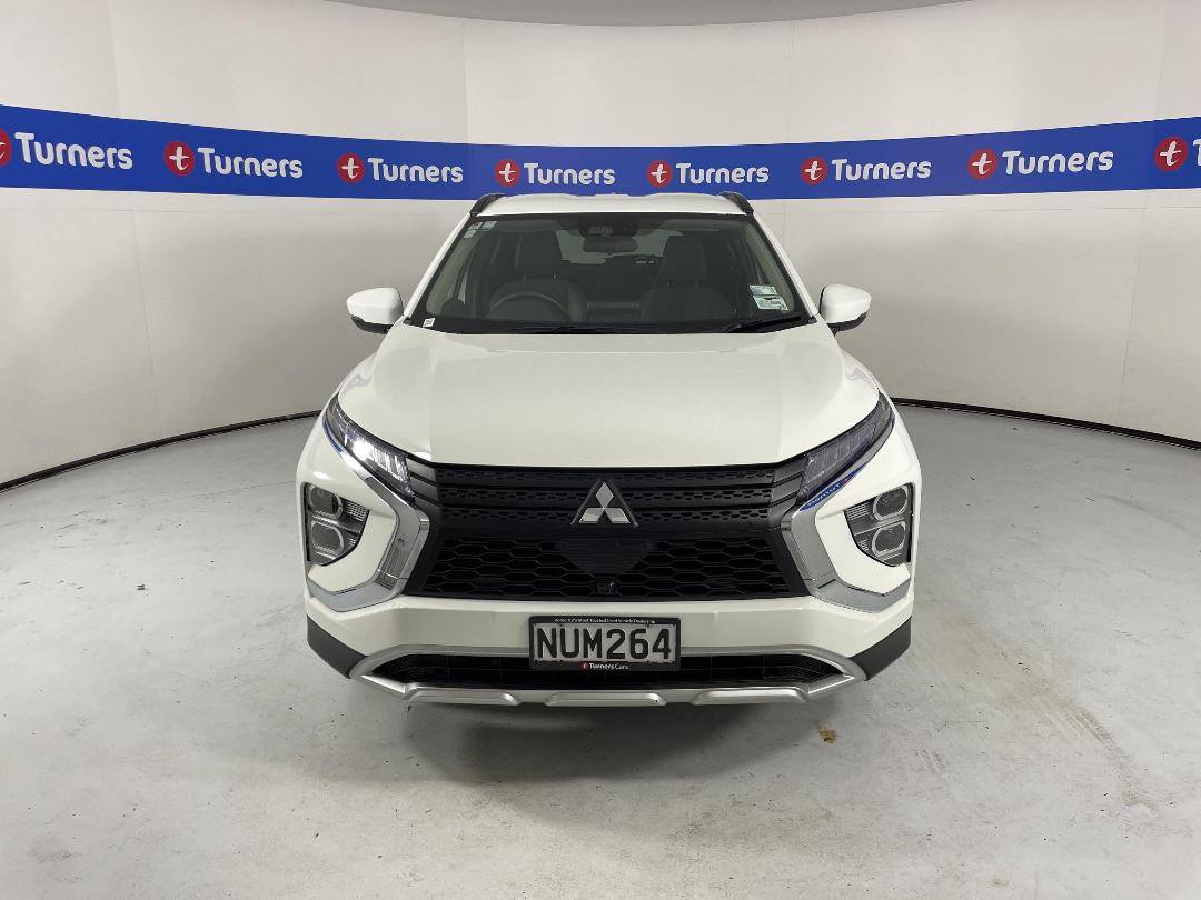 Photo '2' of Mitsubishi Eclipse Cross Photo '2' of Mitsubishi Eclipse Cross